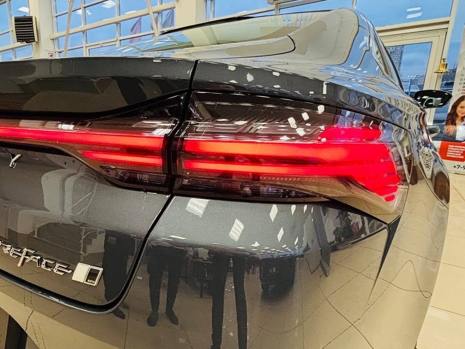 Geely Preface Luxury, серый