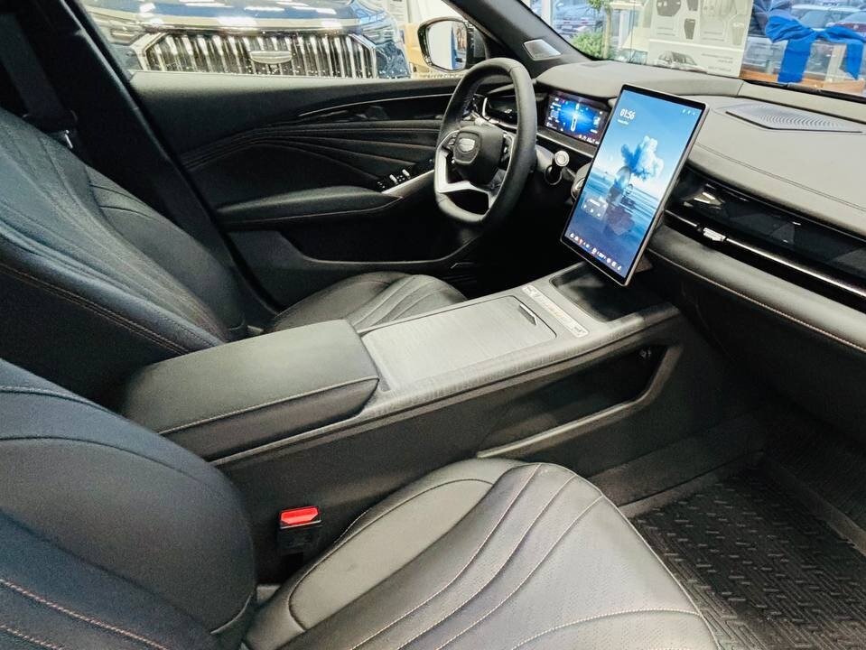 Geely Preface Luxury, серый