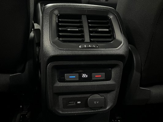 Volkswagen Tiguan Winter Edition, 2020 года, пробег 67678 км