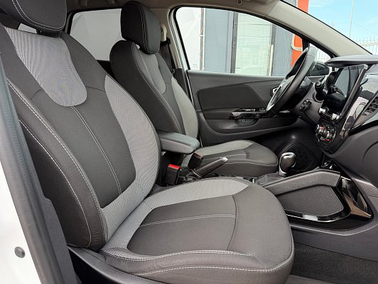 Renault Kaptur Drive, 2021 года, пробег 56400 км
