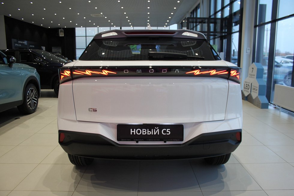 Omoda C5 Стиль, белый