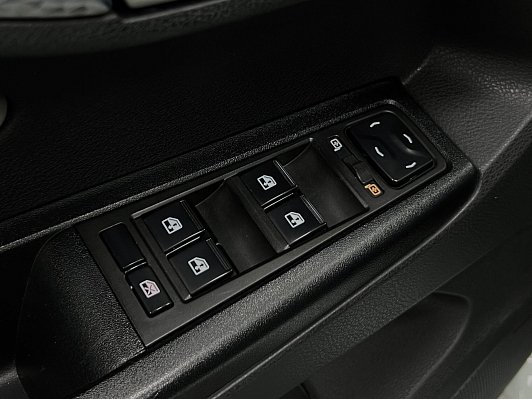 Lada (ВАЗ) Vesta Luxe Prestige, 2019 года, пробег 107353 км