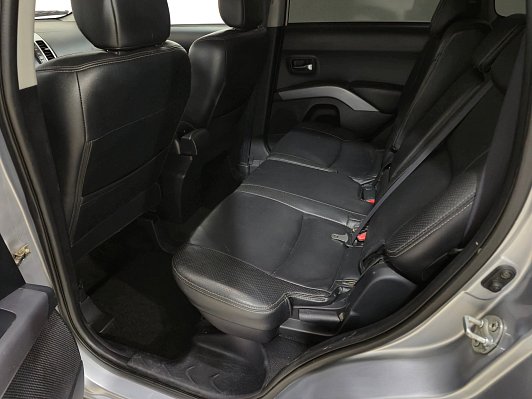 Mitsubishi Outlander Instyle, 2008 года, пробег 245496 км