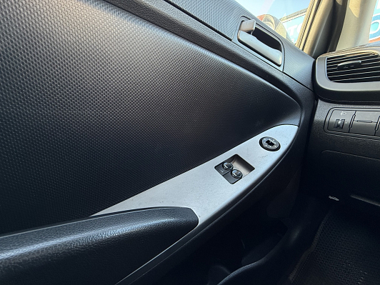 Hyundai Solaris Super Series-II, 2014 года, пробег 211285 км