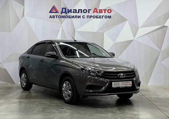 Lada (ВАЗ) Vesta 50 Anniversary, 2016 года, пробег 157227 км