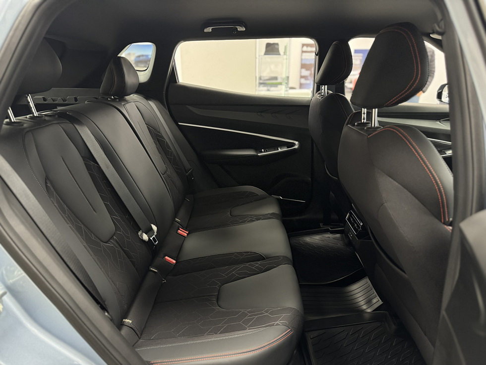 Geely Cityray Флагман, голубой