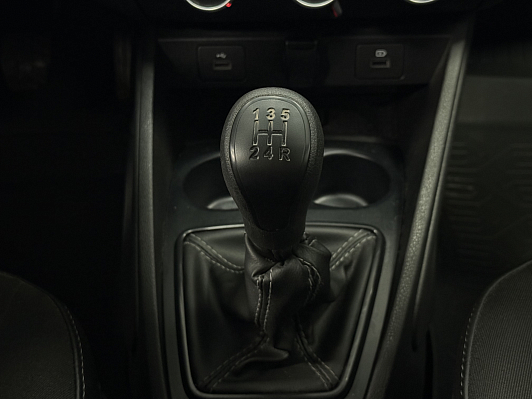 Lada (ВАЗ) Vesta, 2023 года, пробег 35440 км