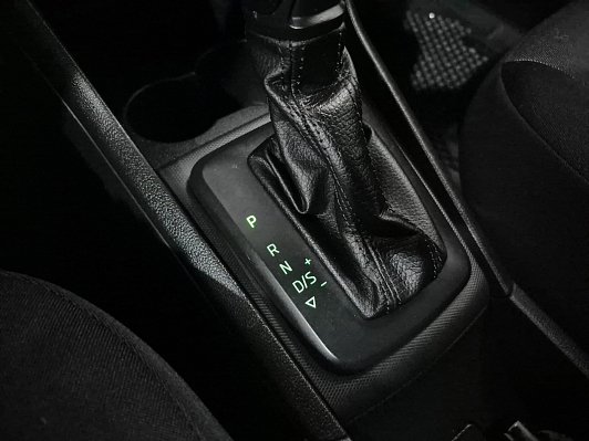 Skoda Rapid Ambition, 2015 года, пробег 134170 км