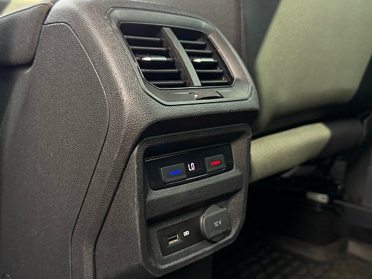 Volkswagen Tiguan Trendline, 2019 года, пробег 207260 км