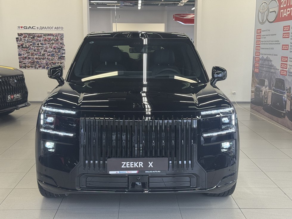 Zeekr 9X Hyper (6 seats), черный