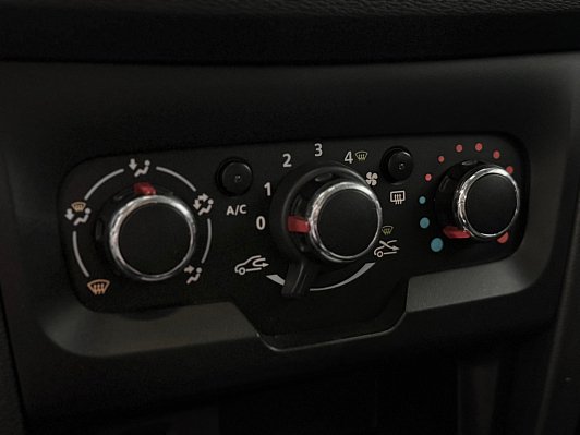 Lada (ВАЗ) XRAY Comfort, 2019 года, пробег 168000 км