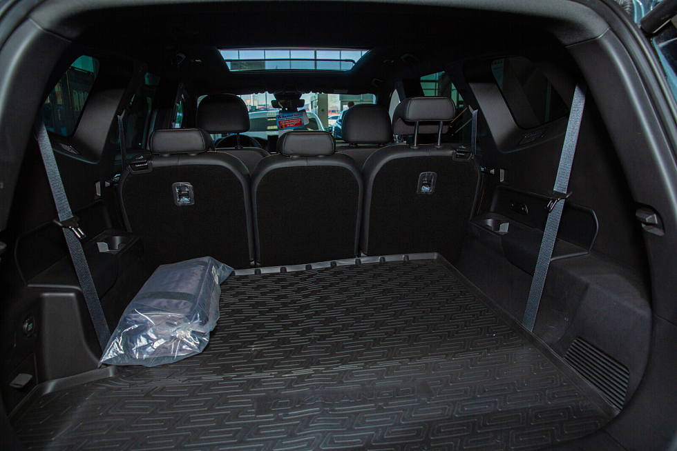 Geely Okavango Luxury, синий