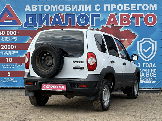 Chevrolet Niva SL, 2019 года, пробег 235874 км