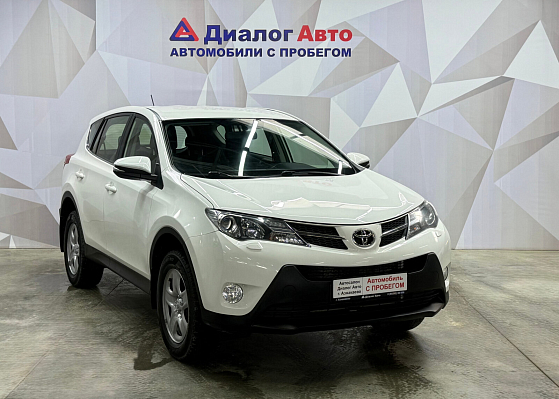 Toyota RAV4, 2014 года, пробег 123830 км