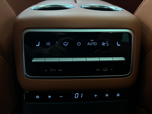 Li Auto (Lixiang) L9 Max, 2023 года, пробег 63671 км