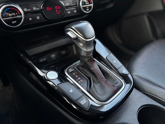 Kia Soul Premium, 2021 года, пробег 151000 км