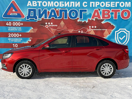 Lada (ВАЗ) Vesta Comfort Multimedia, 2017 года, пробег 64000 км