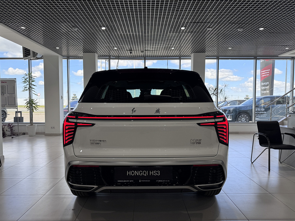 Hongqi HS3 Делюкс (Deluxe), белый