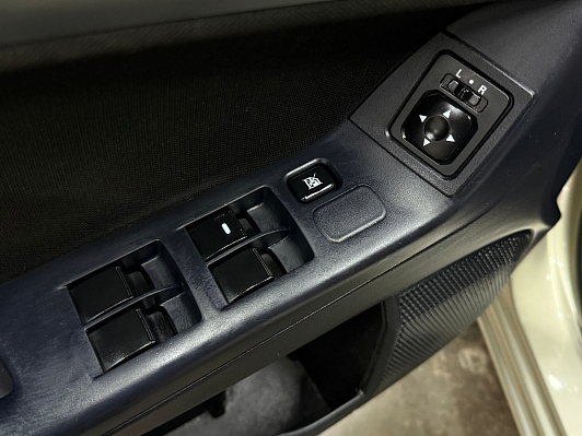 Mitsubishi Lancer, 2010 года, пробег 218715 км