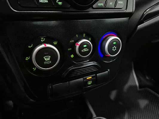 Lada (ВАЗ) Kalina Luxe Navi Glonass 21927-52-229, 2013 года, пробег 234593 км