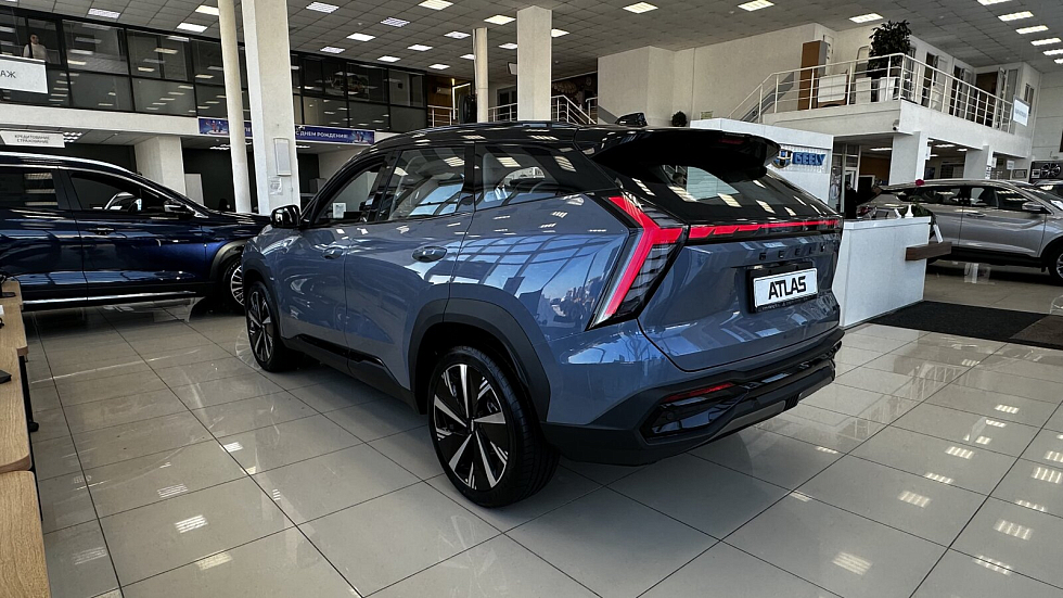 Geely Atlas Flagship Sport, серый