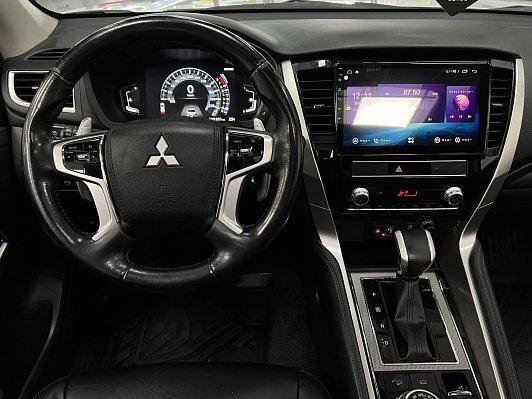 Mitsubishi Pajero Sport Ultimate, 2020 года, пробег 119012 км