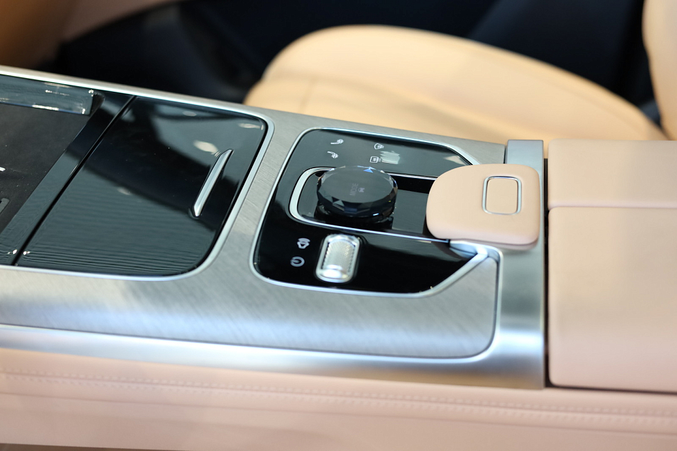 Jaecoo J8 Престиж, серый