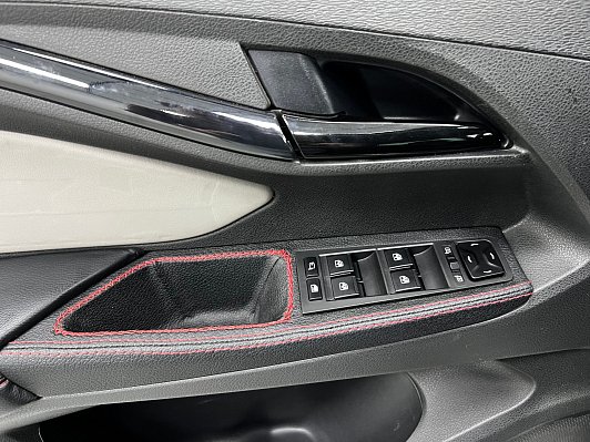 Lada (ВАЗ) Vesta Exclusive, 2019 года, пробег 119000 км