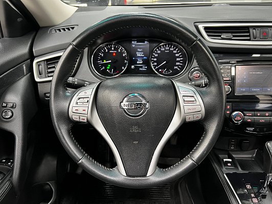 Nissan X-Trail LE, 2016 года, пробег 79000 км