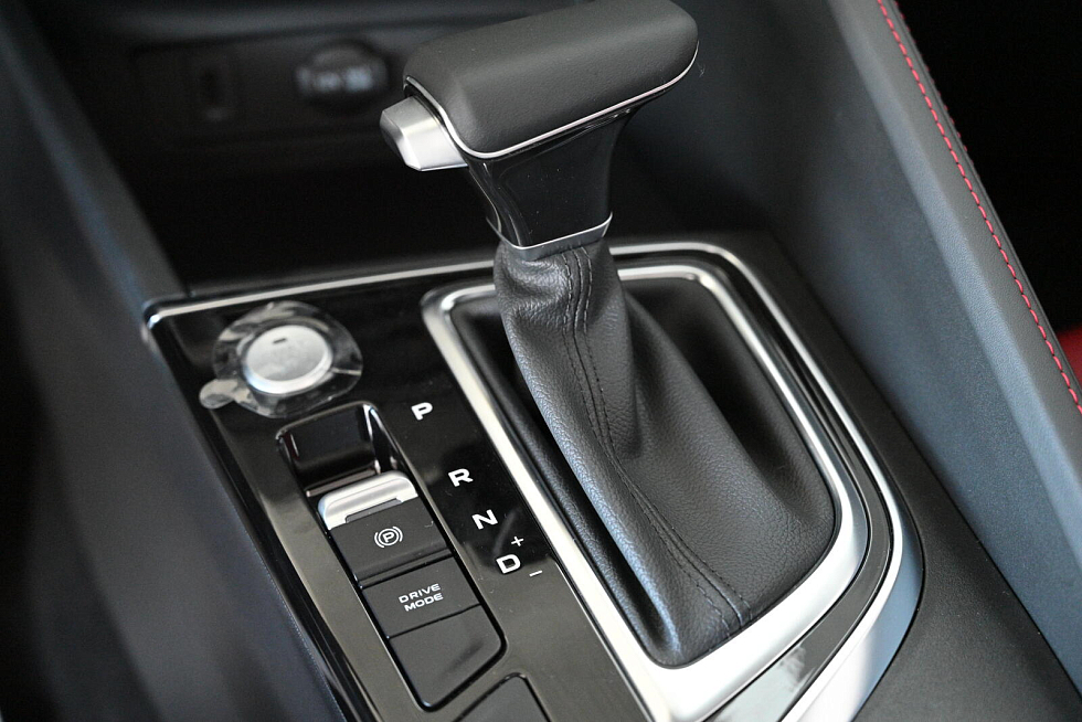 Changan Eado Plus Техно, серый