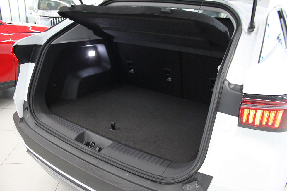 Omoda C5 , белый