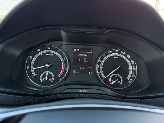 Skoda Karoq, 2022 года, пробег 80203 км
