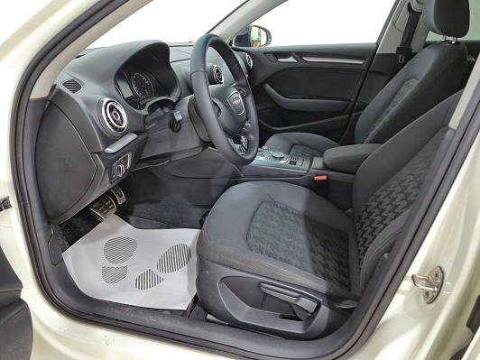 Audi A3 Attraction, 2014 года, пробег 178787 км