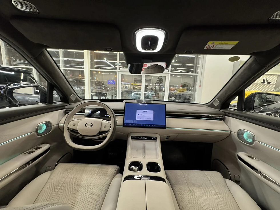 GAC Trumpchi S7 Ultra, зеленый