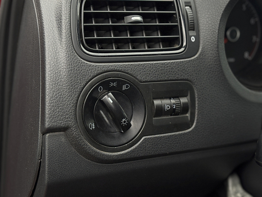 Volkswagen Polo Comfortline, 2011 года, пробег 162594 км