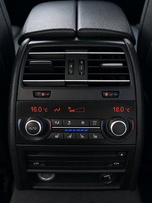 BMW 7 серии, 2013 года, пробег 126042 км