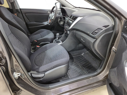 Hyundai Solaris Active, 2016 года, пробег 168079 км