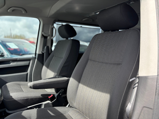 Volkswagen Caravelle Comfortline, 2016 года, пробег 87813 км