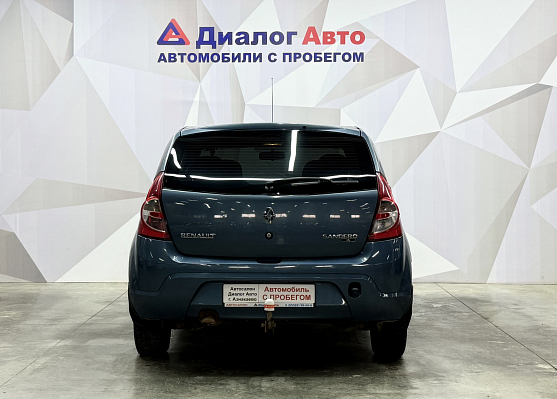 Renault Sandero Authentique, 2012 года, пробег 184439 км