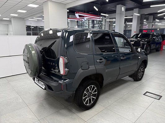 Lada (ВАЗ) Niva Travel Классик'24, 2023 года, пробег 17500 км