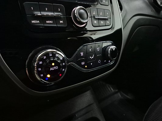 Renault Kaptur Drive, 2017 года, пробег 119280 км