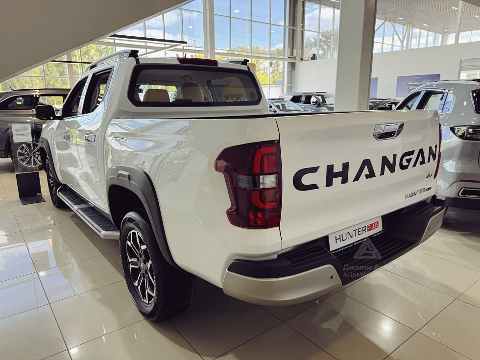 Changan Hunter Plus Люкс, белый