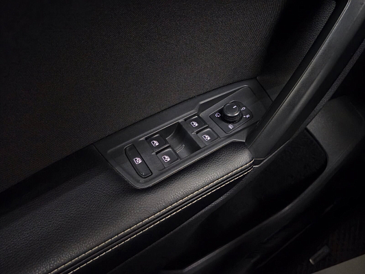 Volkswagen Tiguan Comfortline, 2019 года, пробег 137665 км