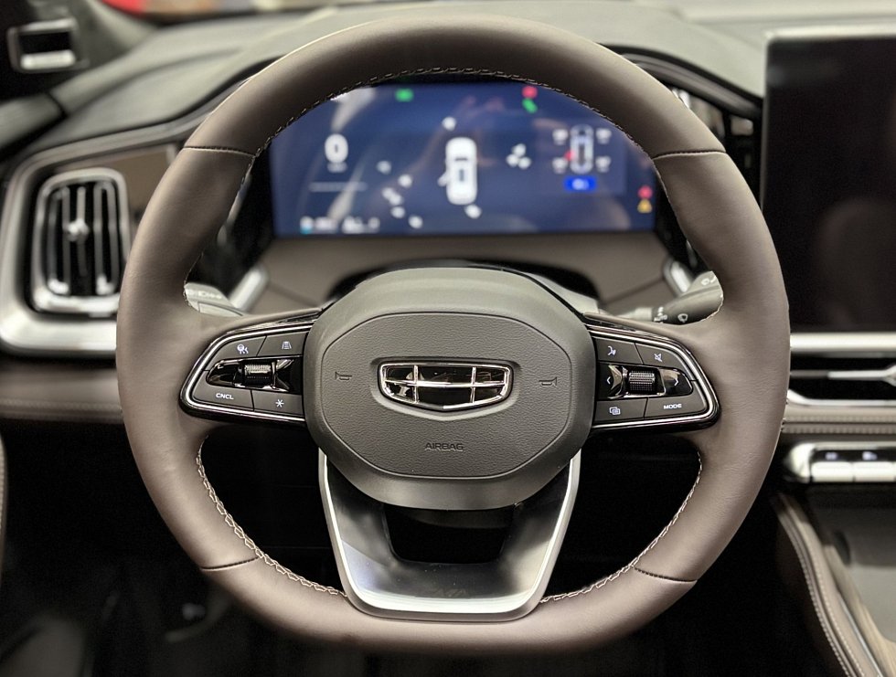 Geely Monjaro Flagship, серебряный