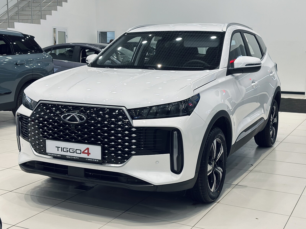Chery Tiggo 4 MT Line, белый