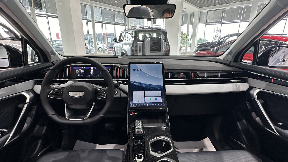 Geely Atlas Flagship Sport, серебряный