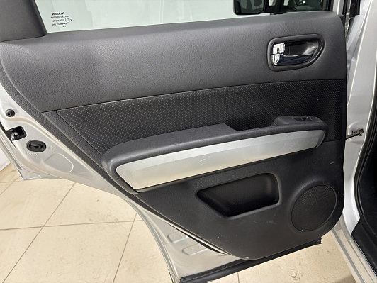 Nissan X-Trail XE, 2012 года, пробег 142017 км