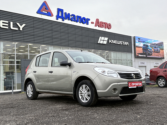 Renault Sandero Специальная серия, 2014 года, пробег 214000 км