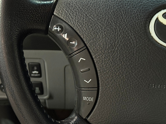 Toyota Hilux, 2010 года, пробег 245789 км