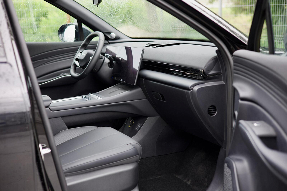 Omoda C7 Драйв, черный